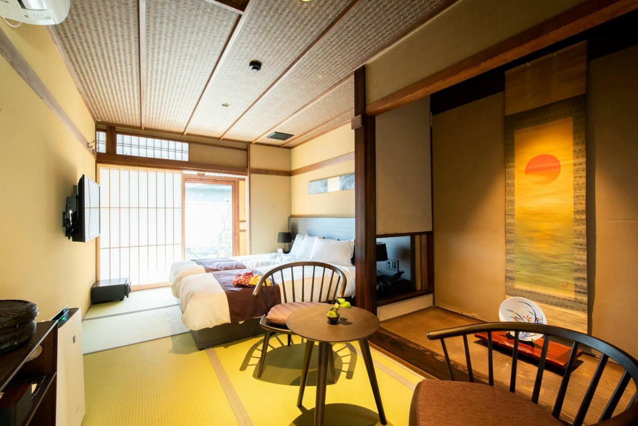 First Cabin Station Kyoto Umenokoji Ryokan Exterior photo